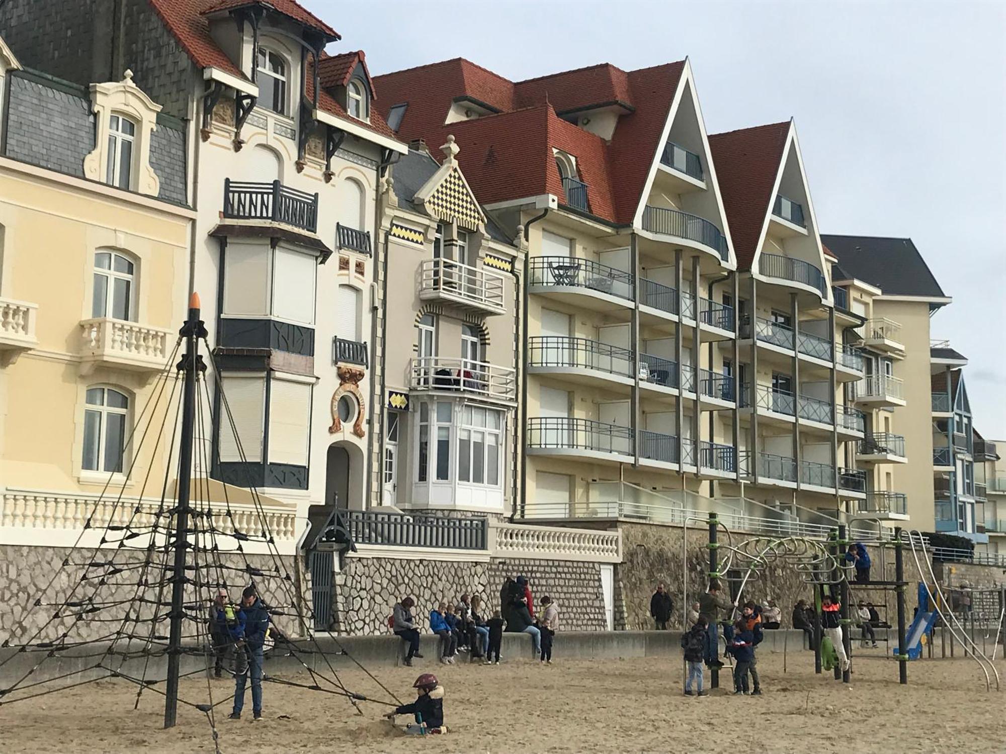 Une Jolie Vue - Appt 2 Pieces Vue Mer Balcon Sud Wimereux Exterior photo